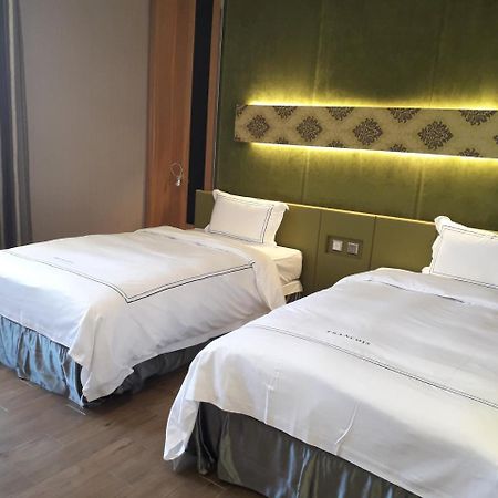 Yunlin Commerce Ryokan Tuku Buitenkant foto