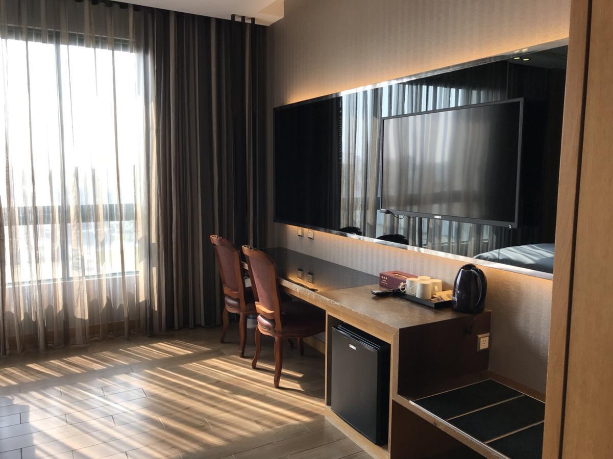 Yunlin Commerce Ryokan Tuku Buitenkant foto