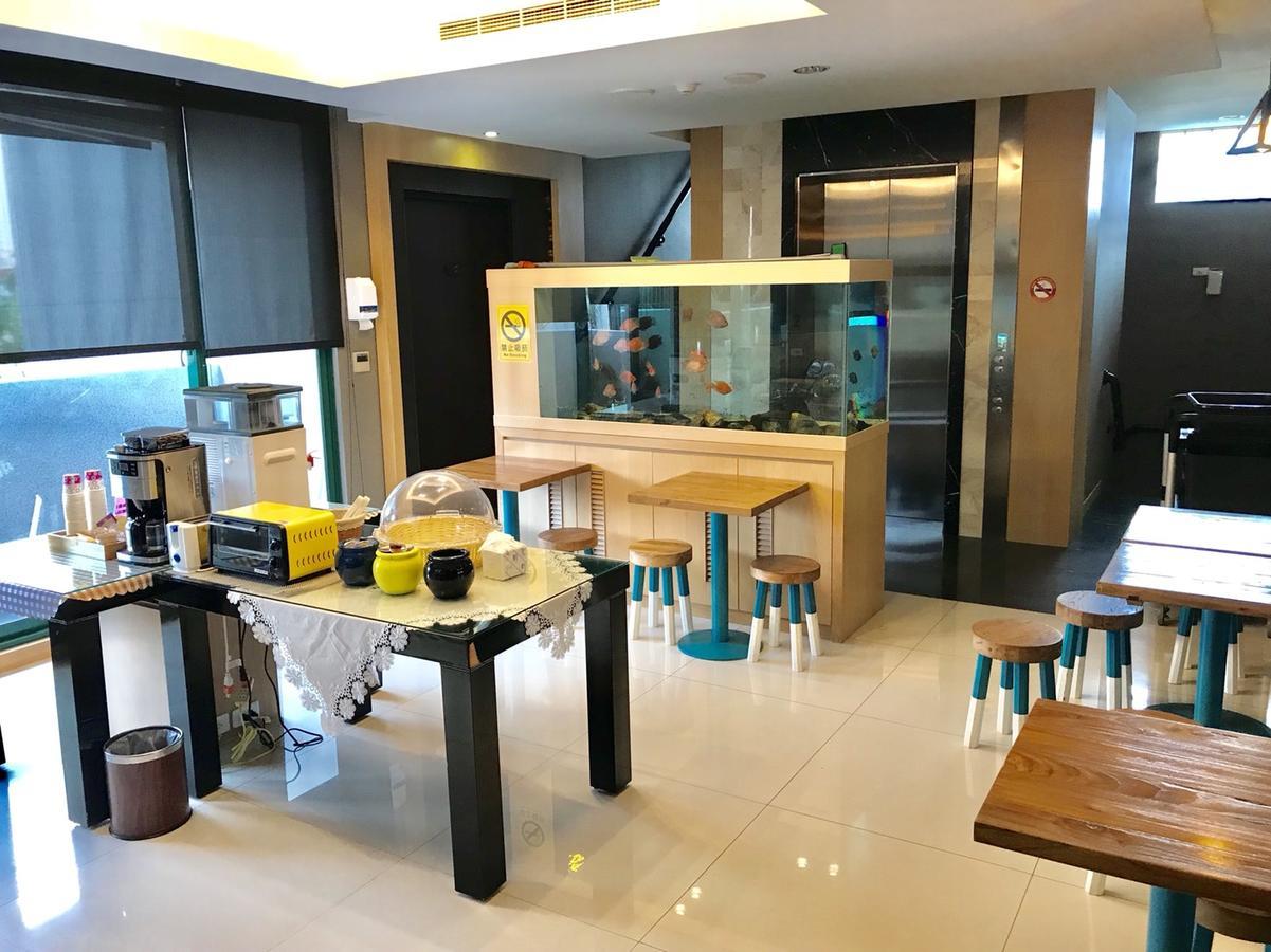 Yunlin Commerce Ryokan Tuku Buitenkant foto