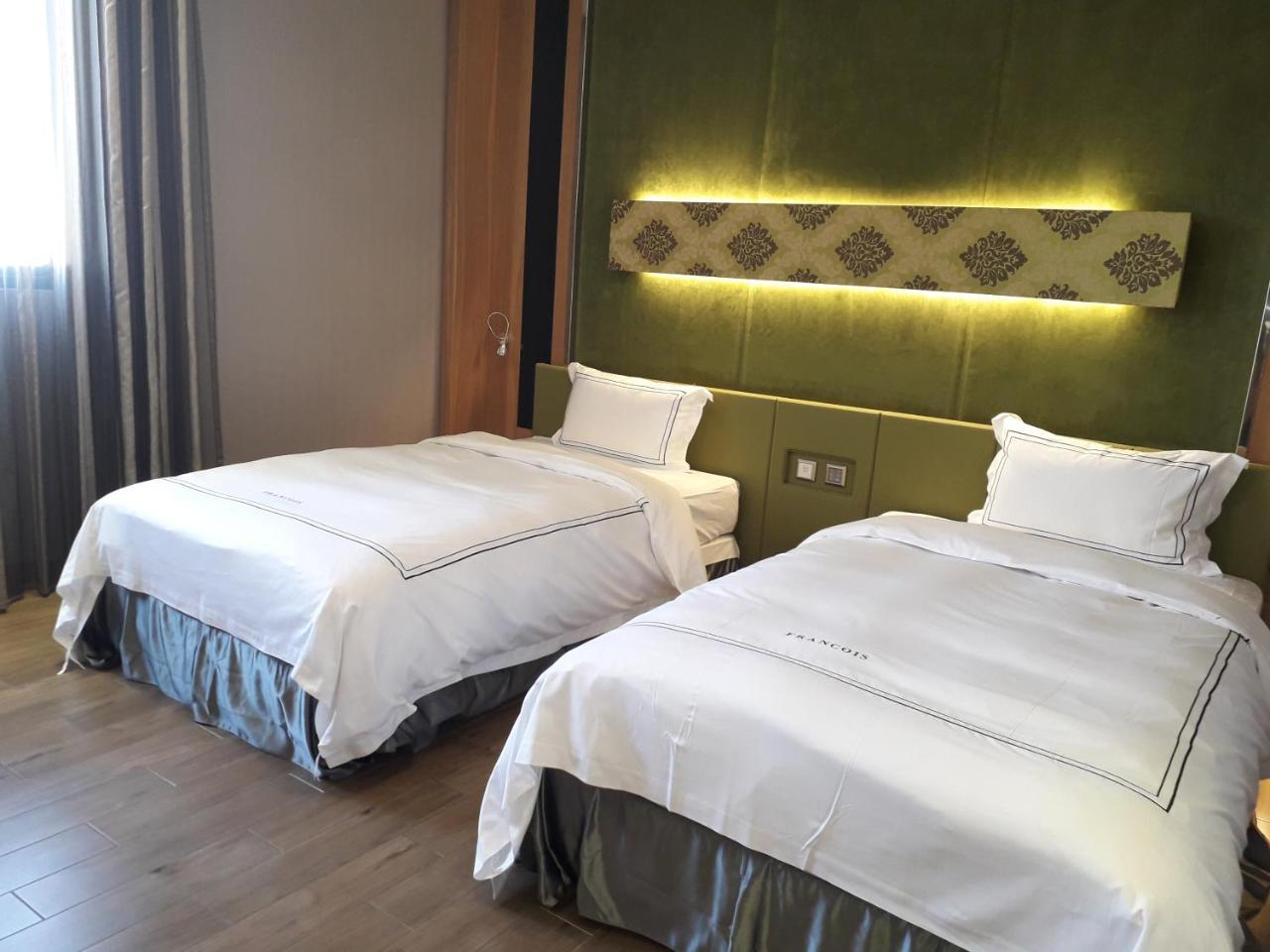 Yunlin Commerce Ryokan Tuku Buitenkant foto